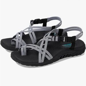 Skechers Women's Reggae Irie Mon Sport Sandals. Size 9. New condition.